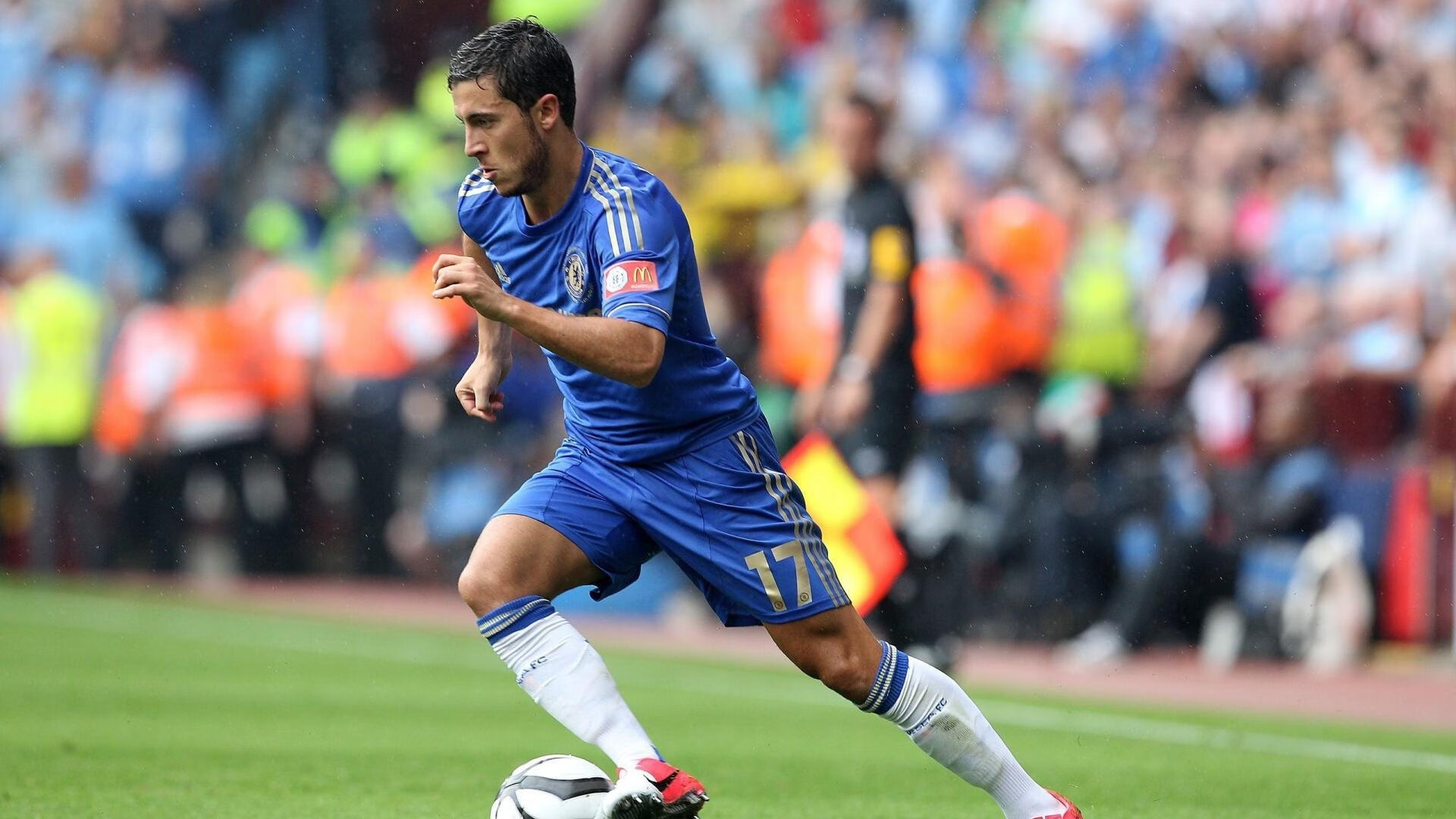 以便我为您生成标题。